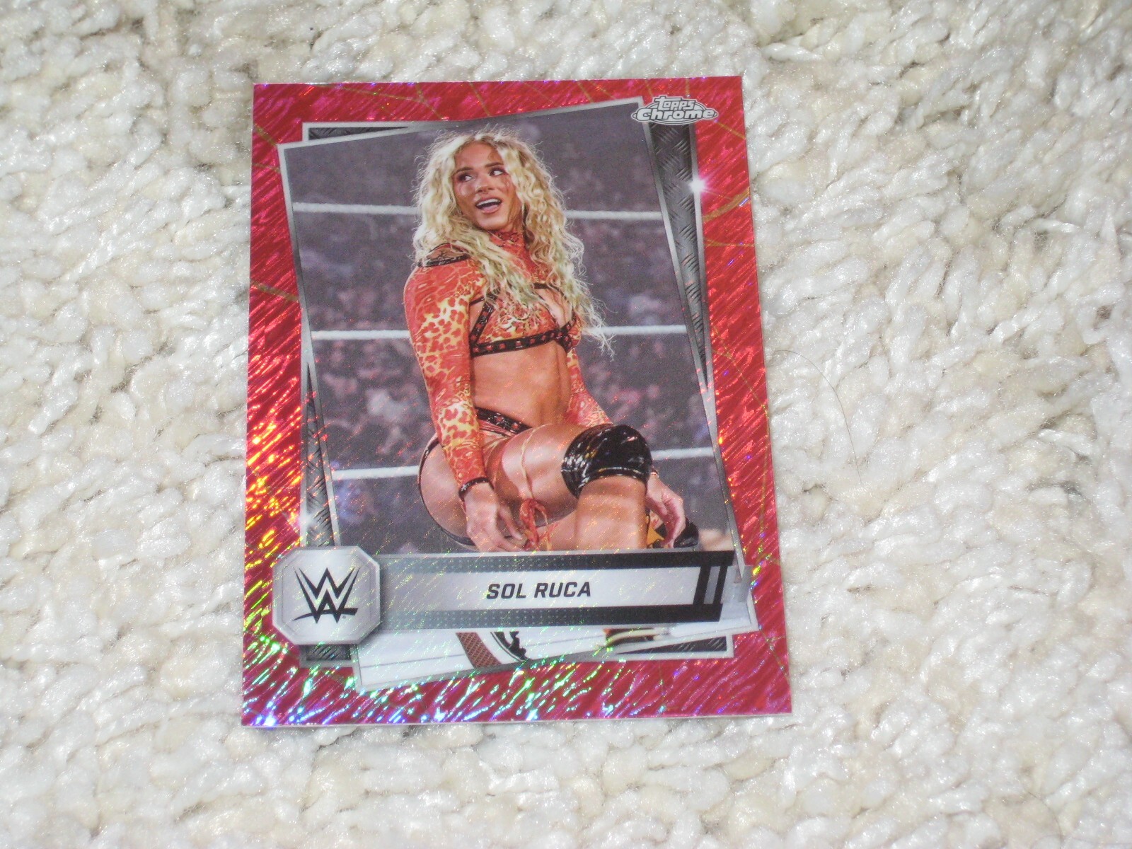 2025 Topps Chrome WWE Pink Shimmer Refractor Sol Ruca