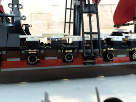 LEGO Pirates of the Caribbean: Queen Anne's Revenge (4195) 100% complete 