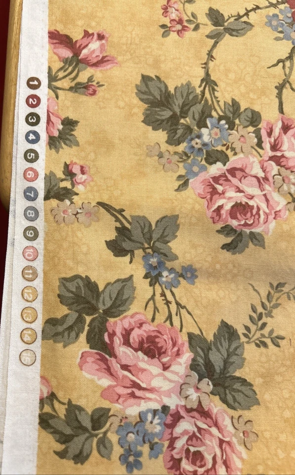 1 1/2 Yd  Moda Gold Green Reds Pink Bed Of Roses By Robyn Pandolph 42" Wide - Image 4 of 4