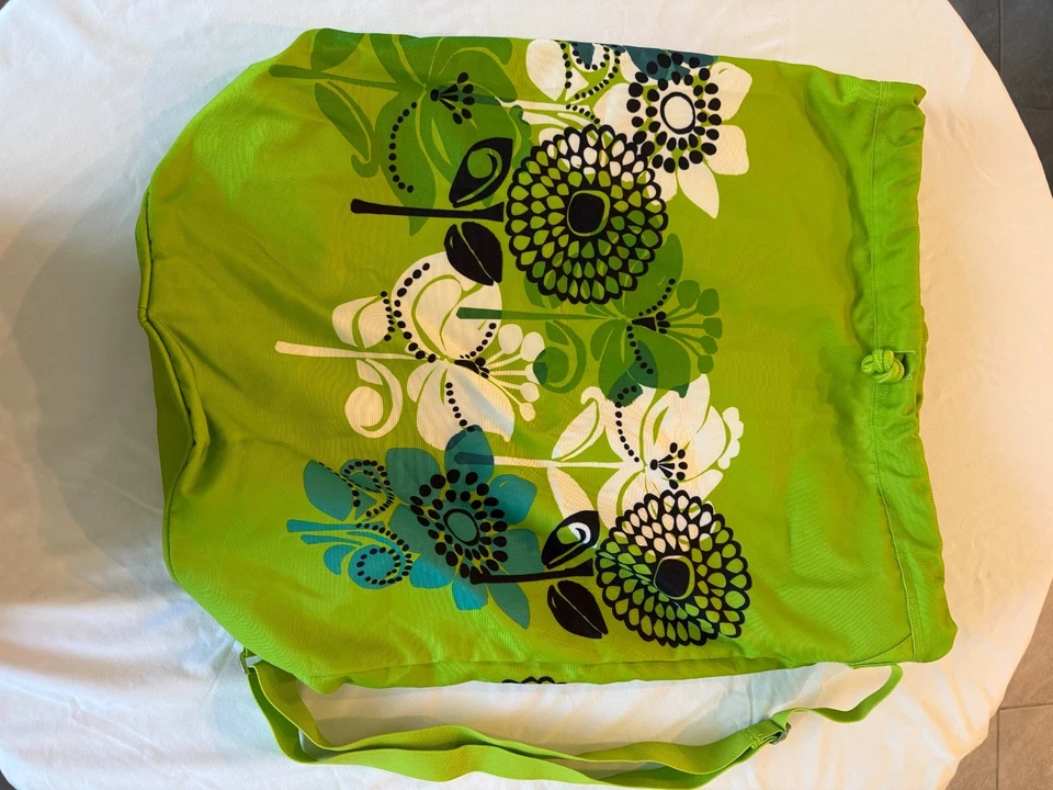 VERA BRADLEY LIME'S UP LAUNDRY BAG NWOT (D-9) - Image 2 of 4