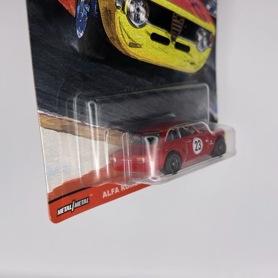 Hot Wheels Alfa Romeo Giulia Sprint GTA, rot Premium 2019 GJP78 1:64 HW neu OVP - Bild 3 von 4