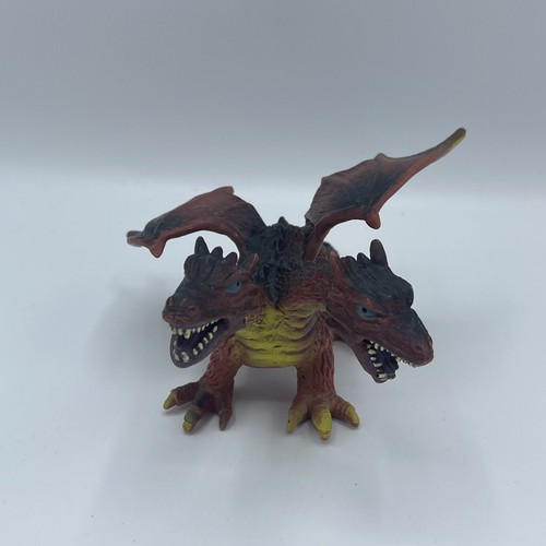 2 Dragons from Tomb Warrior Deluxe Castle Playset 2005 Vintage Dragons - Picture 3 of 17