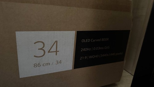 LG UltraGear OLED 34GS95QE Monitor Gaming 34", 21:9 Curvo (800R), WQHD 3440x1440 - Bild 4 von 4