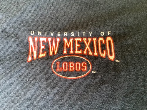 VINTAGE New Mexico Lobos Shirt Size XL Blue Short Sleeve Wolf Wear Den - Picture 4 of 5