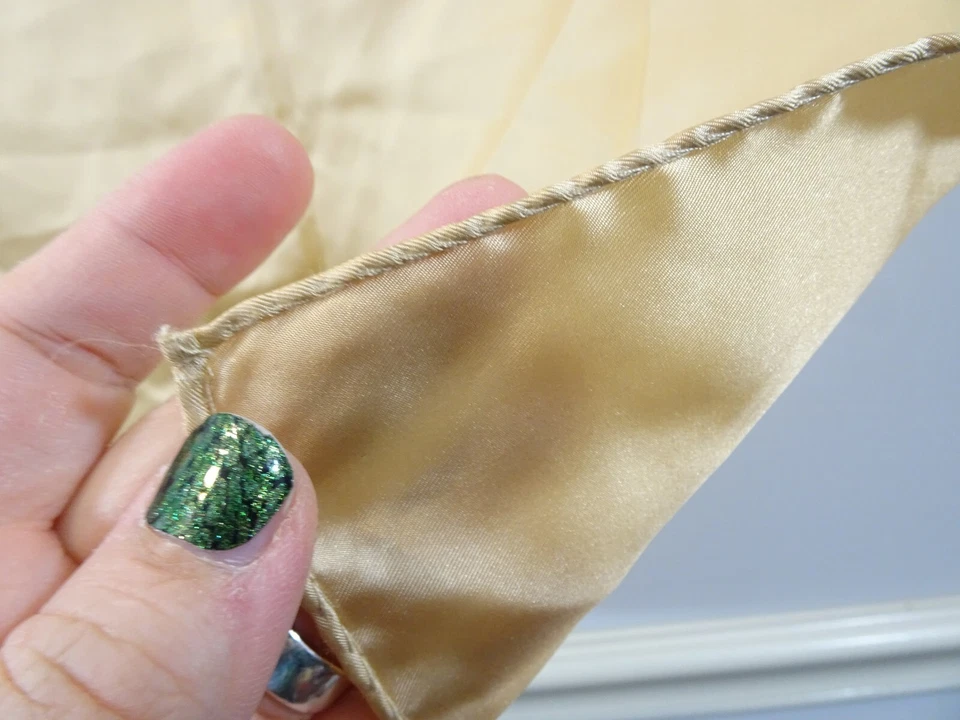 Ashear мужской шелковый карман квадратный атласный твердое золото желтовато-коричневый Италии новый Garfinckel's ярлык - Изображение 2 из 4