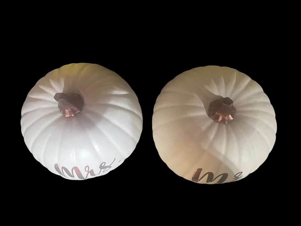 Juego de calabaza boda otoño espuma blanco roto Mr. & Mrs. Pumpkins 12x12 Foto 2 de 2