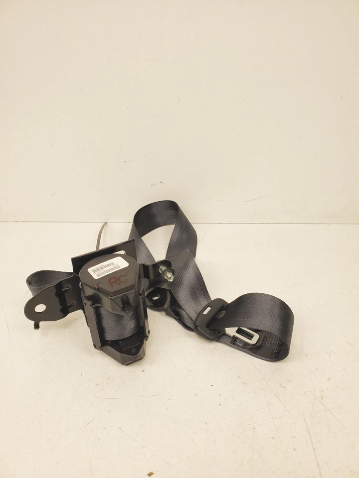 SUBARU LEGACY 2020-2024 sedán retractor de cinturón de seguridad central trasero OEM Foto 2 de 4