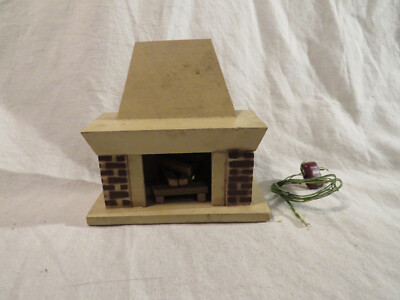 ESF-33400	Älterer Kamin für die Puppenstube, B. ca. 8,5 cm, Kabel lose