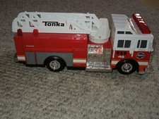 TONKA FIRE RESCUE TRUCK LADDER 13 Vehicle 2010 Sound Lights Work