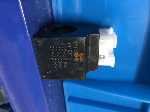 1 PIEZA NUEVO Rexroth R900071030 230V - Imagen 2 de 5