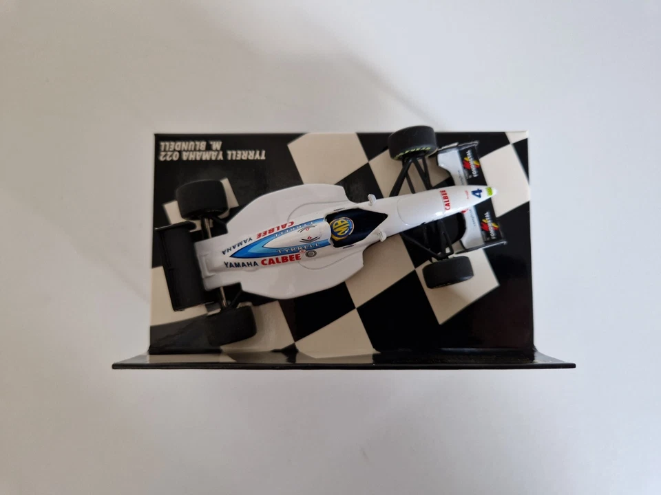 Minichamps 1/43 Tyrrell Yamaha 022 M. Blundell - 1994 - 430940004 - Immagine 3 di 4