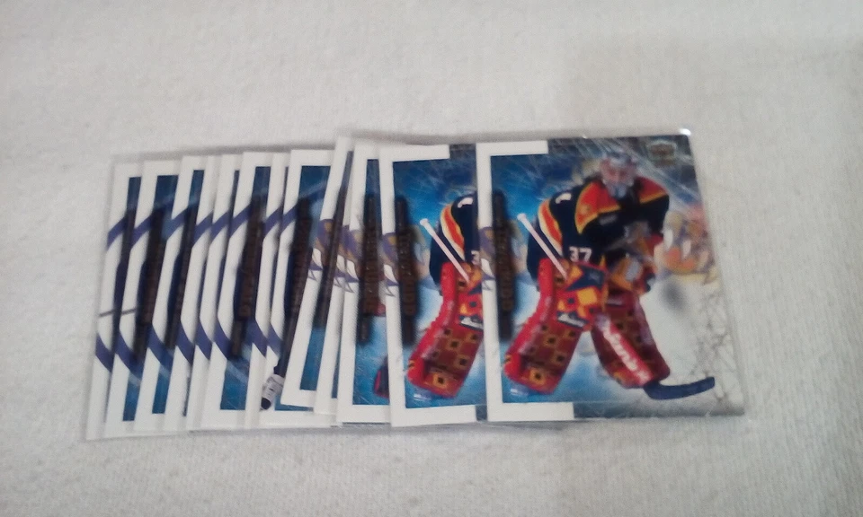1999-00 Pacific Dynagon Ice 1-99 Hockey  Pick cards that you want/need. - Image 4 of 4