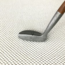 x 653 Antique, Wee Scot Putter, Model 6W Mallet, Wood shaft, Leather wrap grip.