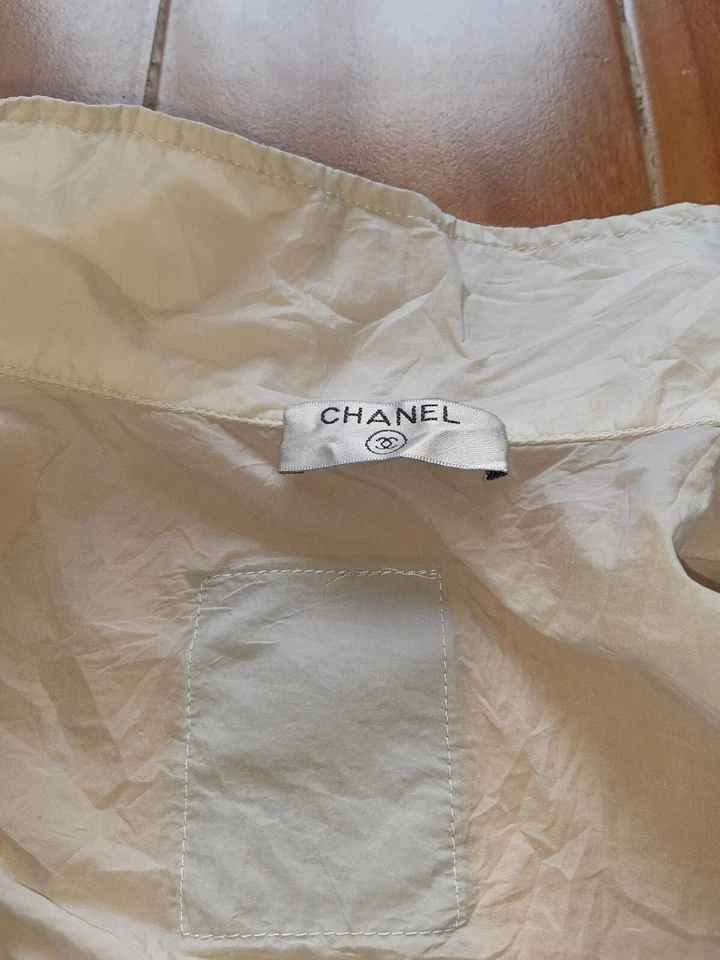 Auténtica Chaqueta Chanel Blanca Talla 36, Hecha en Francia Foto 4 de 4
