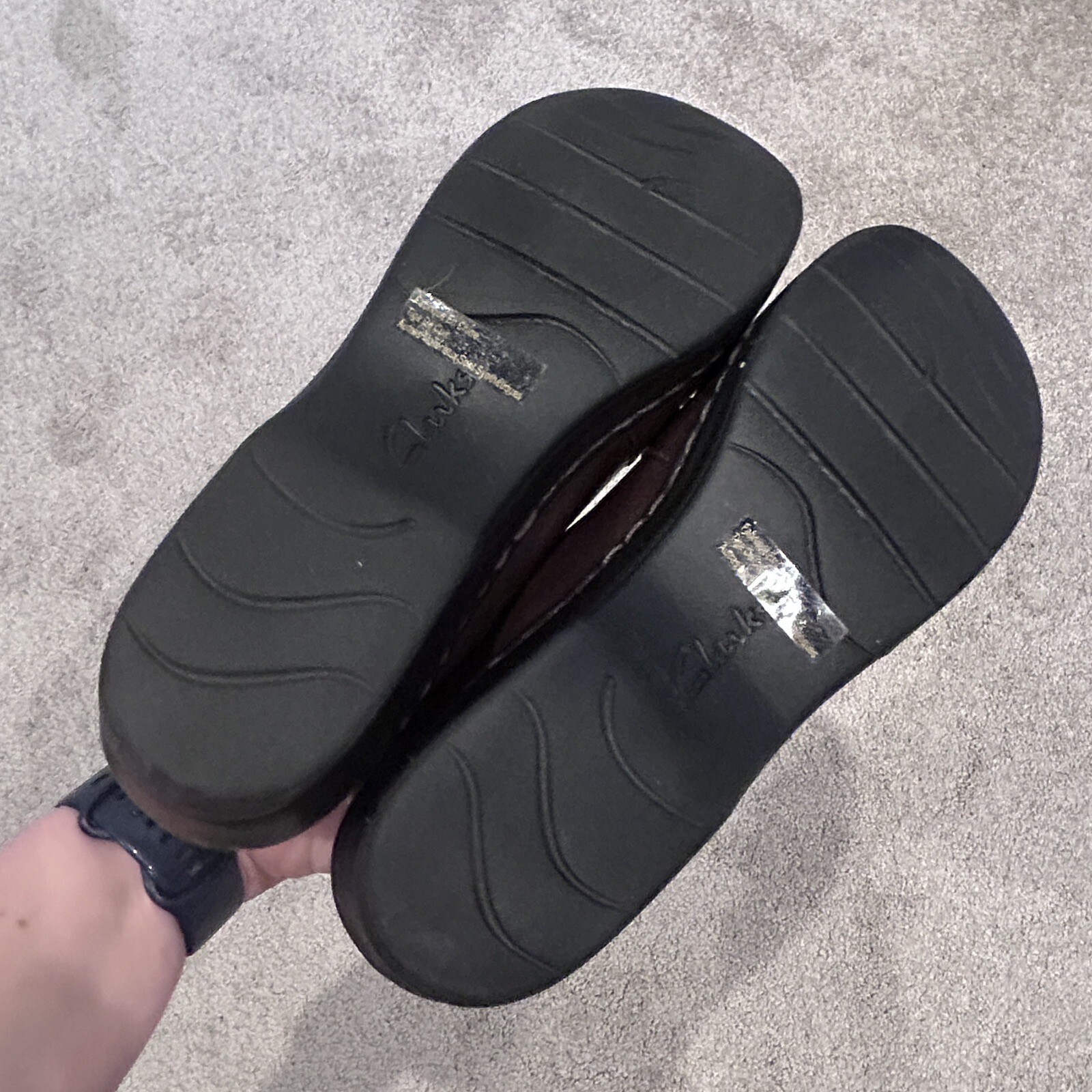 Clarks Bendables Brown Leather Loafers Women’s Sz 9 Comfort Slip On