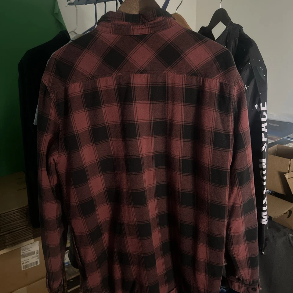 CHAQUETA DE FRANELA RVCA - Forrada - Abotonada Grande 42” Pecho Nueva con Etiquetas Foto 2 de 3