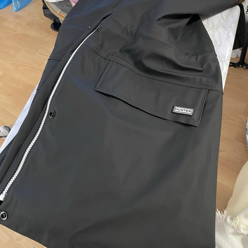 Hunter Ladies' Rubberized Rain Jacket Size XXL Black - MSRP $200 - Picture 8 of 8