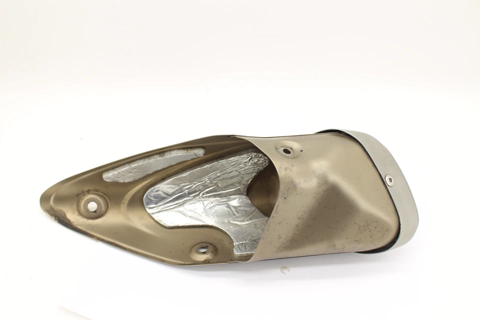 2014 YAMAHA FZ09 MUFFLER EXHAUST PIPE COVER HEAT SHIELD GUARD 1RC-14710-00-00 - Image 3 of 4