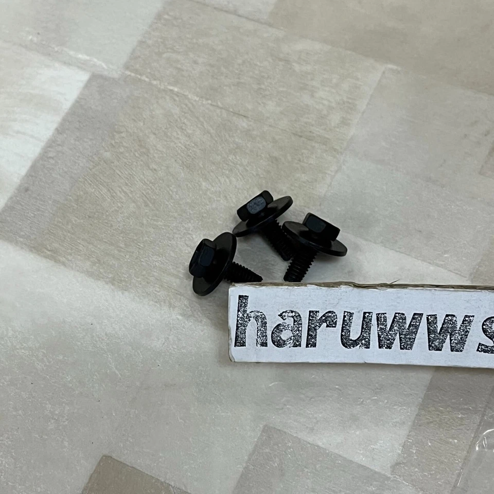 OEM TOYOTA HILUX PICKUP 4RUNNER 89-95 4WD Rear Mud Flaps Guards LH RH Genuine - Image 4 of 4