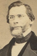 MAN WITH STRIKING EYES AND GLASSES, BEARD AND SUIT. CDV, N.Y.
