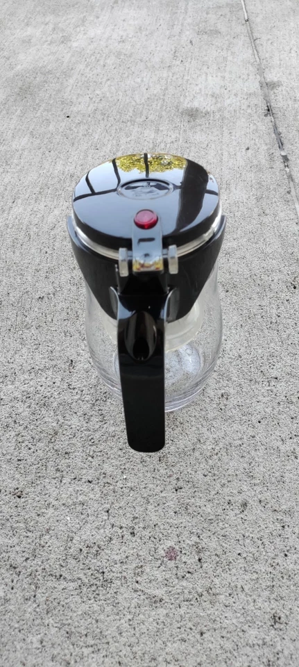 Tea Time 20 oz. Clear Glass Teapot w/Infuser and Plastic Black Lid&Handle, PO! - Image 3 of 4