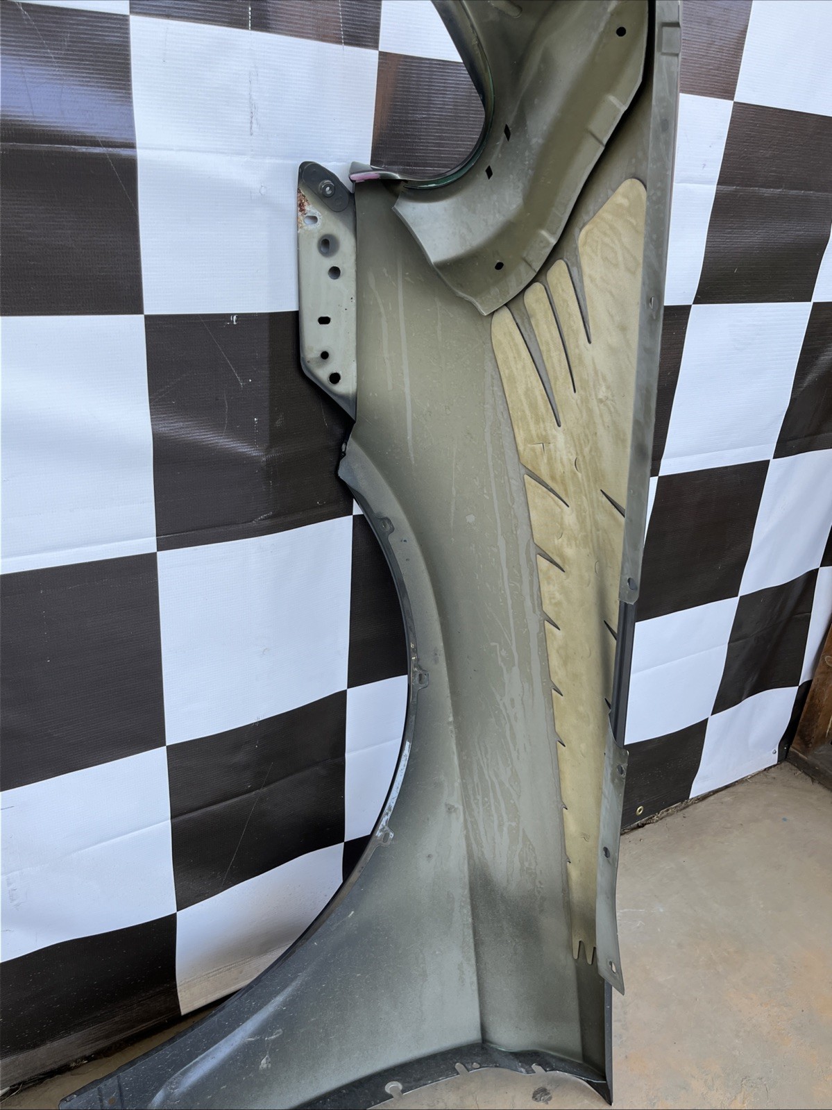 2003-2011 Bentley Continental Gt Right Side Fender Used Oem 3W8821022P
