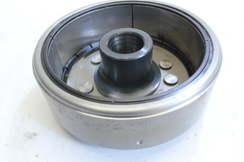 Volant Alternateur Rotor Lima Alternateur Générateur Spider Honda VF 750 F RC15 - Photo 1 sur 8
