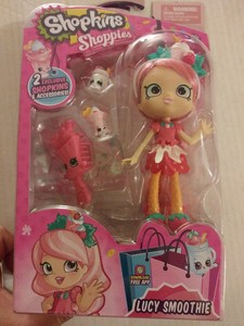 lucy smoothie shoppie doll
