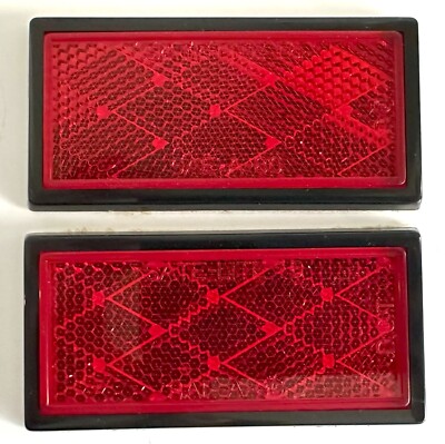 (2) SATE LITE 15 RED 3-1/2 x 1-3/4'' RECTANGLE REFLECTOR SAE-A-80-DOT ADHESIVE