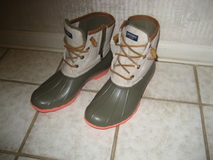 sperry insulated boots