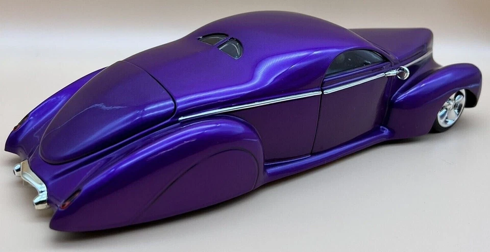 Coche de carreras clásico personalizado concepto Hot Rod carrusel púrpura GT1:18Drag24 Foto 4 de 4