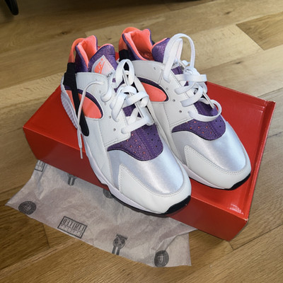 Nike Air Huarache Size UK Limited Edition White And Purple
