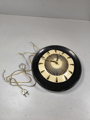 Vintage Heco WLU 30 Wall Clock - For Parts, Signs of Use
