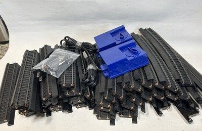 Life Like HO Scale Power Loc Train Tracks Lot of 41 & 2 Transformers