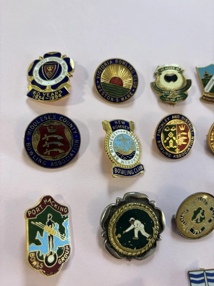 22 Rare Vintage Bowling Pin Badges unchecked for values won’t split joblot bulk  - Image 2 of 4