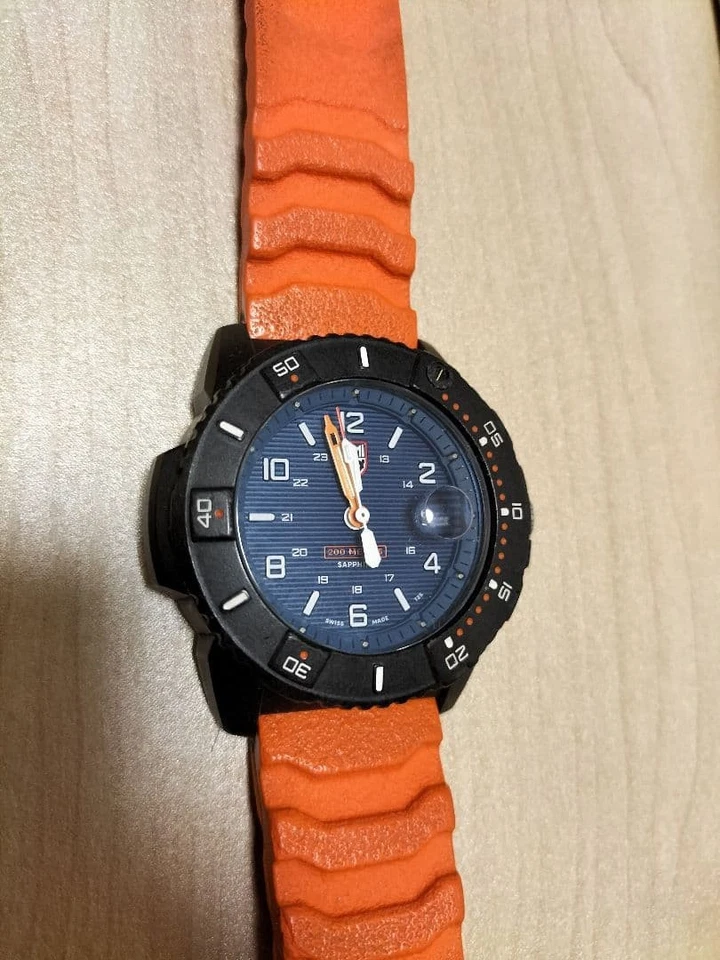 Luminox Watch 3603 Naranja Silicona Carbono Estuche 300m Resistente al Agua Pro Foto 4 de 4