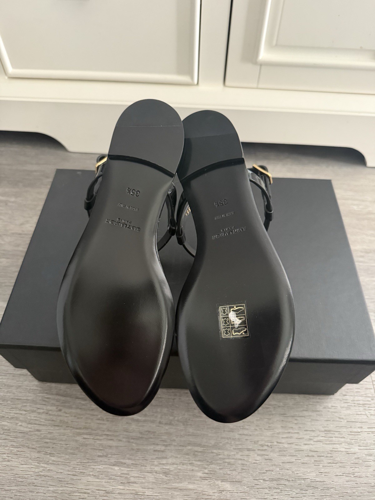 Sandali monogramma Saint Laurent Cassandra taglia 35 5