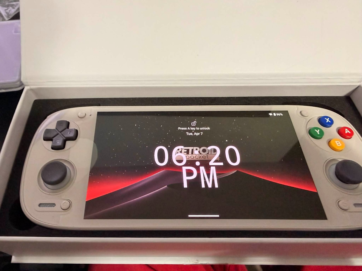 Retroid Pocket 5 With Dual Screen Add-On 8GB RAM AND 128GB STORAGE