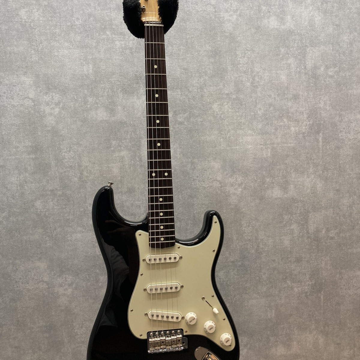 ギター Fender Traditional II 60s Stratocaster Fender Japan Traditional II 60s Stratocaster with RW FB in Lake
