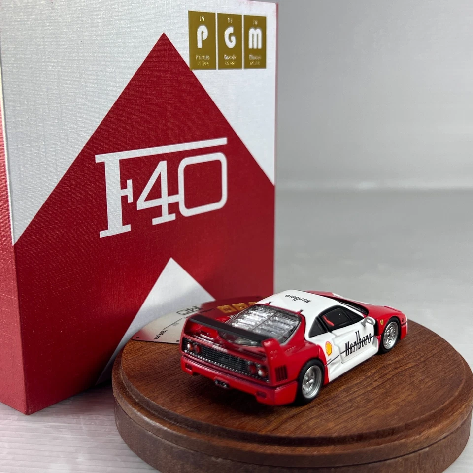 1/64 PGM Ferrari F40 Red / White Full Open Highend  PGM-640903B - Image 2 of 2