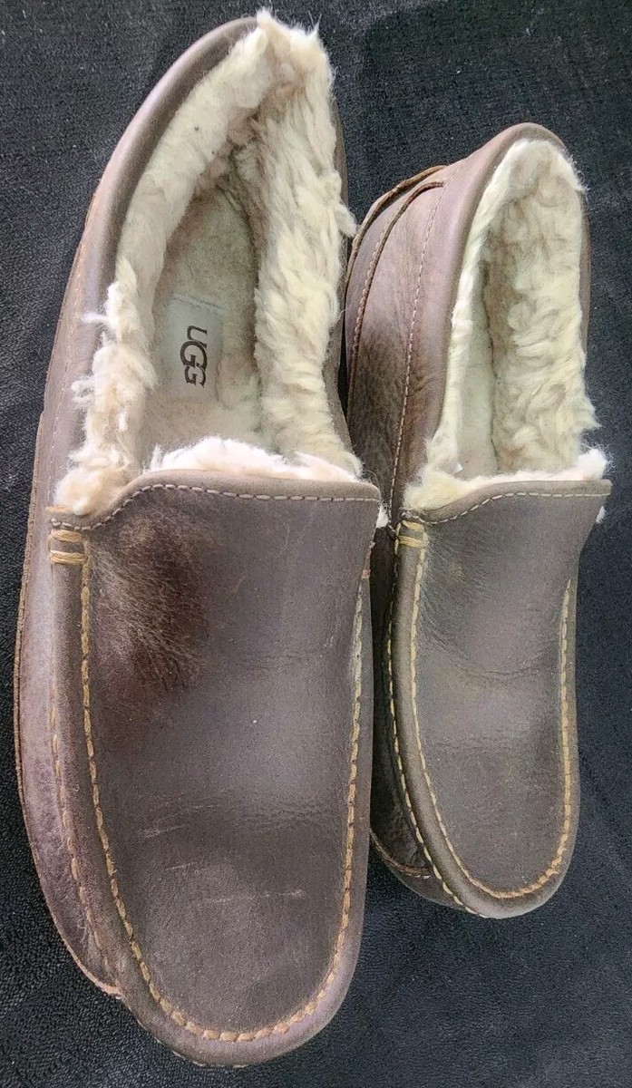 UGG Men\'s Full Grain Leather Ascot Slipper Size‎ 9 Dark Brown EUC Ascot Slipper for Men | UGG® main image 2
