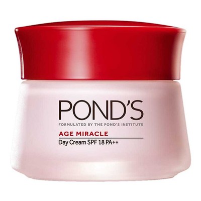 Pond’s Age Miracle Day Cream SPF 18 Retinol-C Wrinkle  