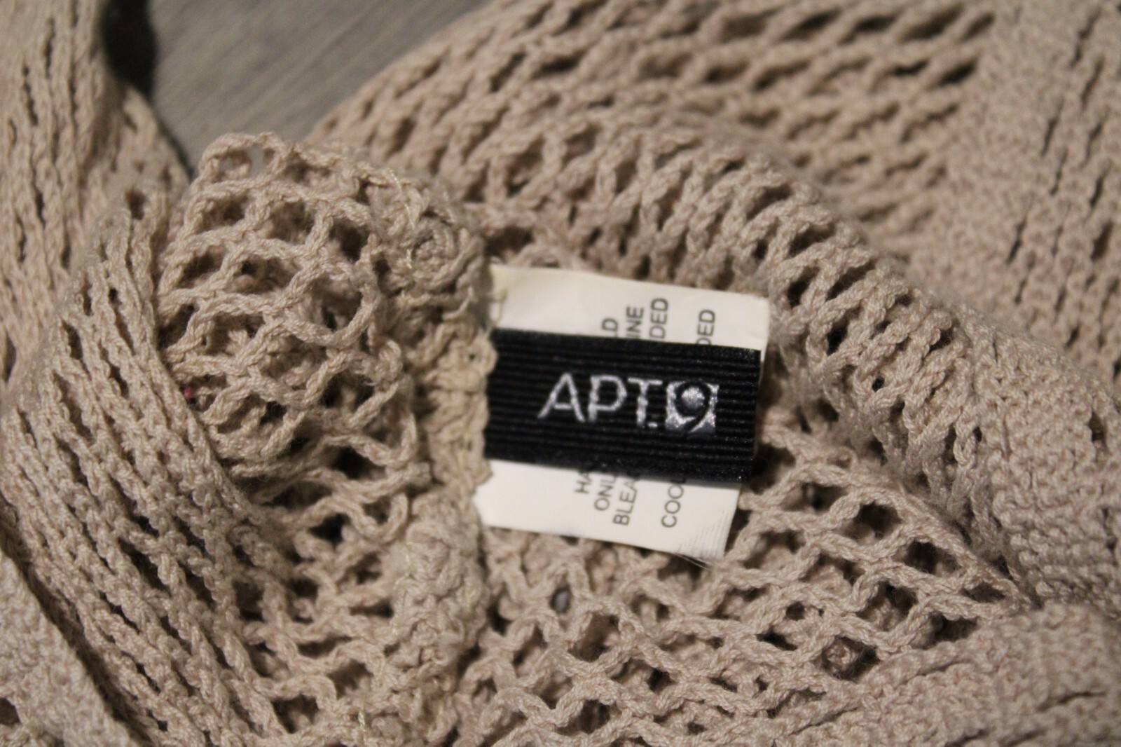 Apt 9 Lightweight Accent Infinity Loop Scarf Soli… - image 11