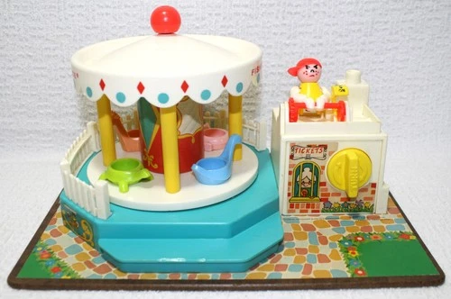 Vintage 1972 Fisher Price Little People Play Merry Go Round Carousel Works!