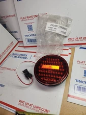 Dialight 40 Series Round Brake LED 3 12V Light 40131RB805 NEW, C2