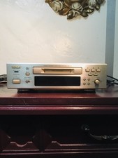 Denon DMD-F100 Mini Disc Recorder Player W/ Remote Control, Manual, Box. 230 V.