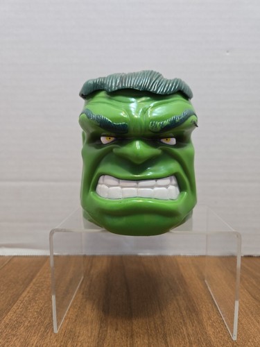 Marvel Legend Incredible Hulk  Plastic Lidded Cup