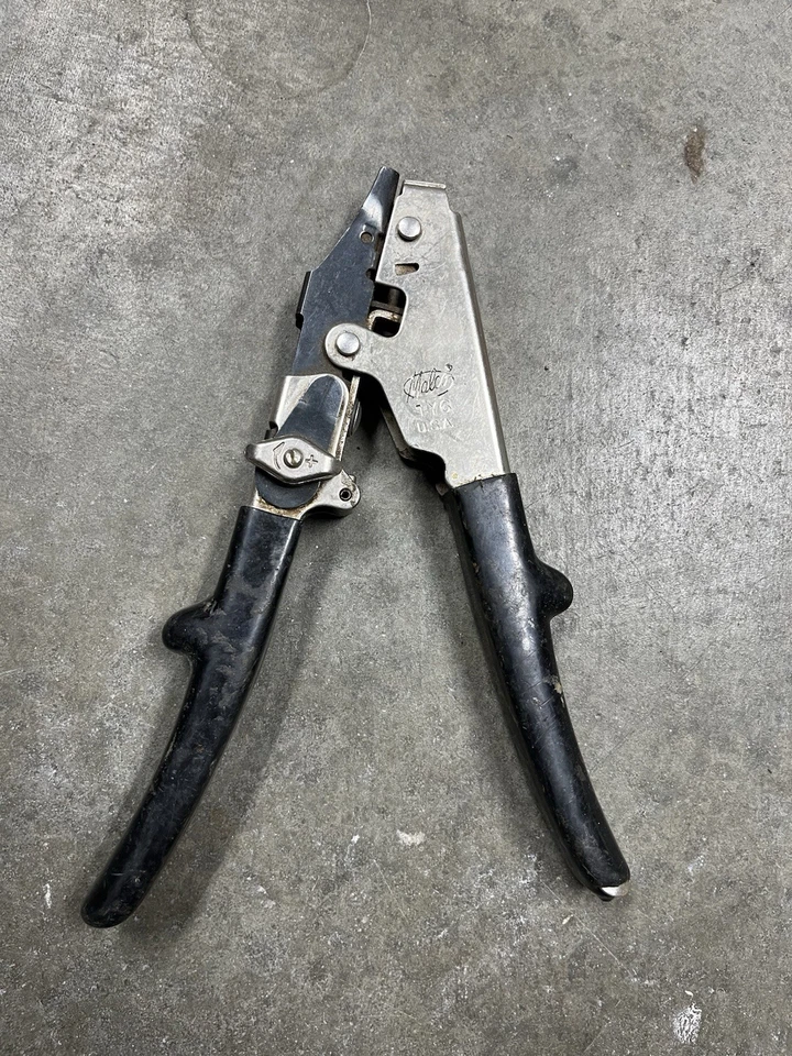 Hvac Sheet Metal Tools - Image 2 of 4