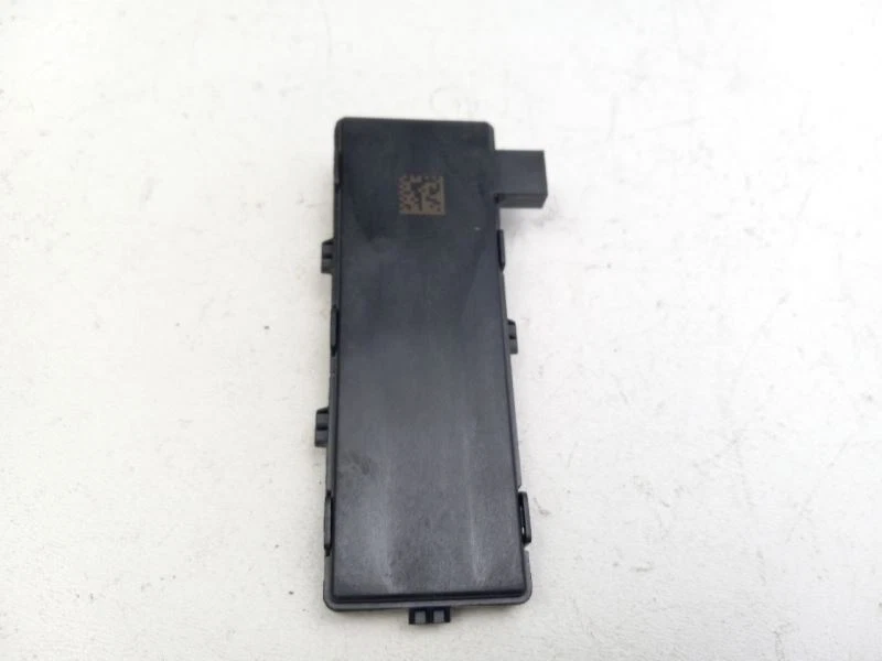 2015-2018 CHEVROLET CORVETTE  KEYLESS ENTRY RECEIVER - Image 4 of 4