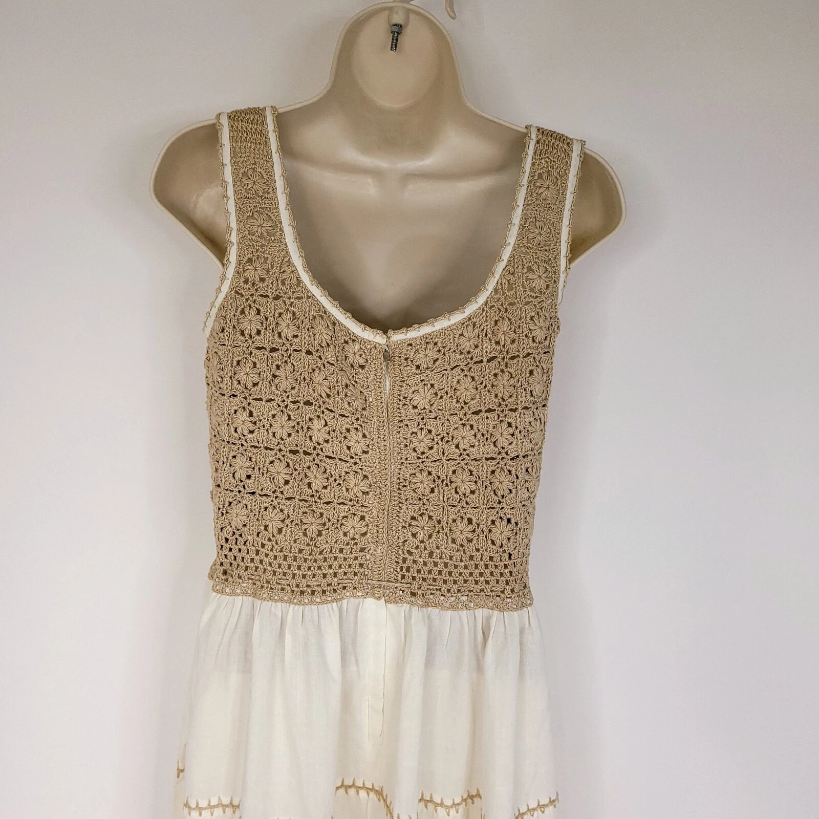 OFF WHITE Abito vintage uncinetto donna M marrone bianco sporco floreale senza maniche ricamato LEGGI